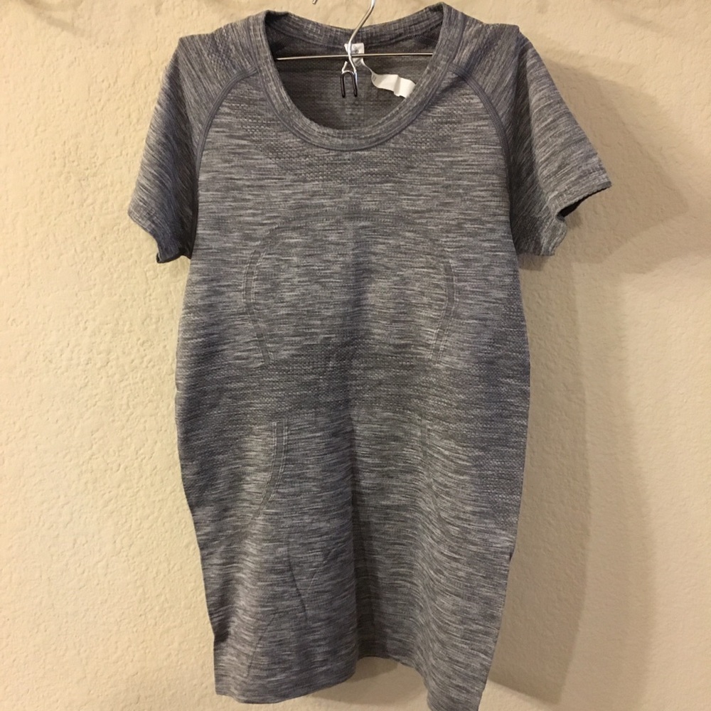 New Lululemon swiftly tech short sleeve